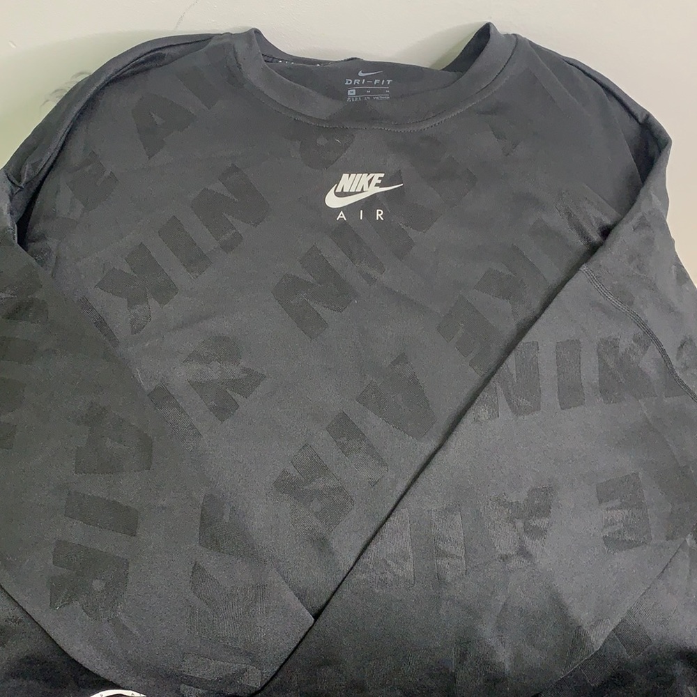 Nike air long sleeve shirt